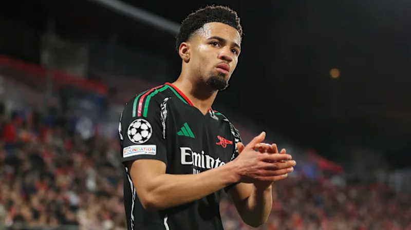 Arsenal cứng rắn giữ Nwaneri, Chelsea bất lực rút lui