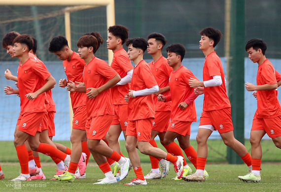 Tiền đạo U23 Thái Lan mong chạm trán Việt Nam ở trận chung kết