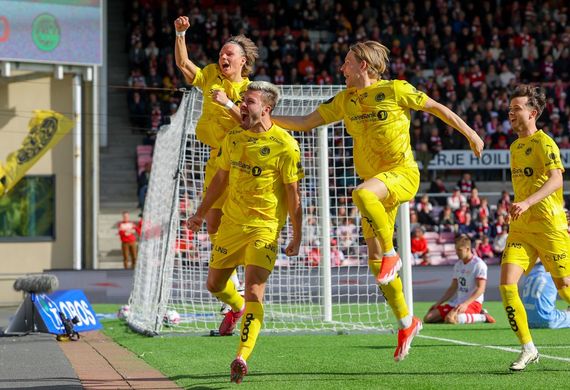 Nhận định soi kèo Fredrikstad vs Bodo Glimt lúc 23h00 ngày 16/7/2025