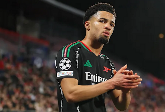 Arsenal cứng rắn giữ Nwaneri, Chelsea bất lực rút lui